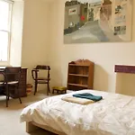 Central 3 Bedroom Flat