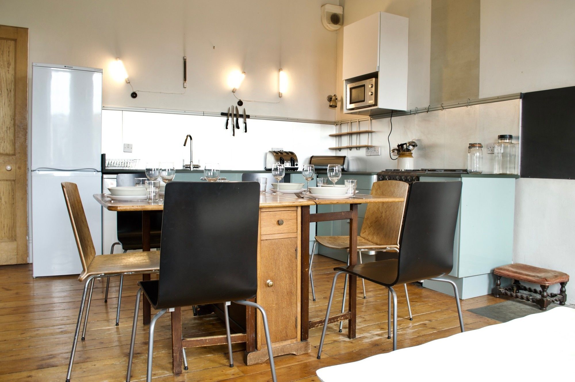 3 Bedroom Flat Apartment EDI