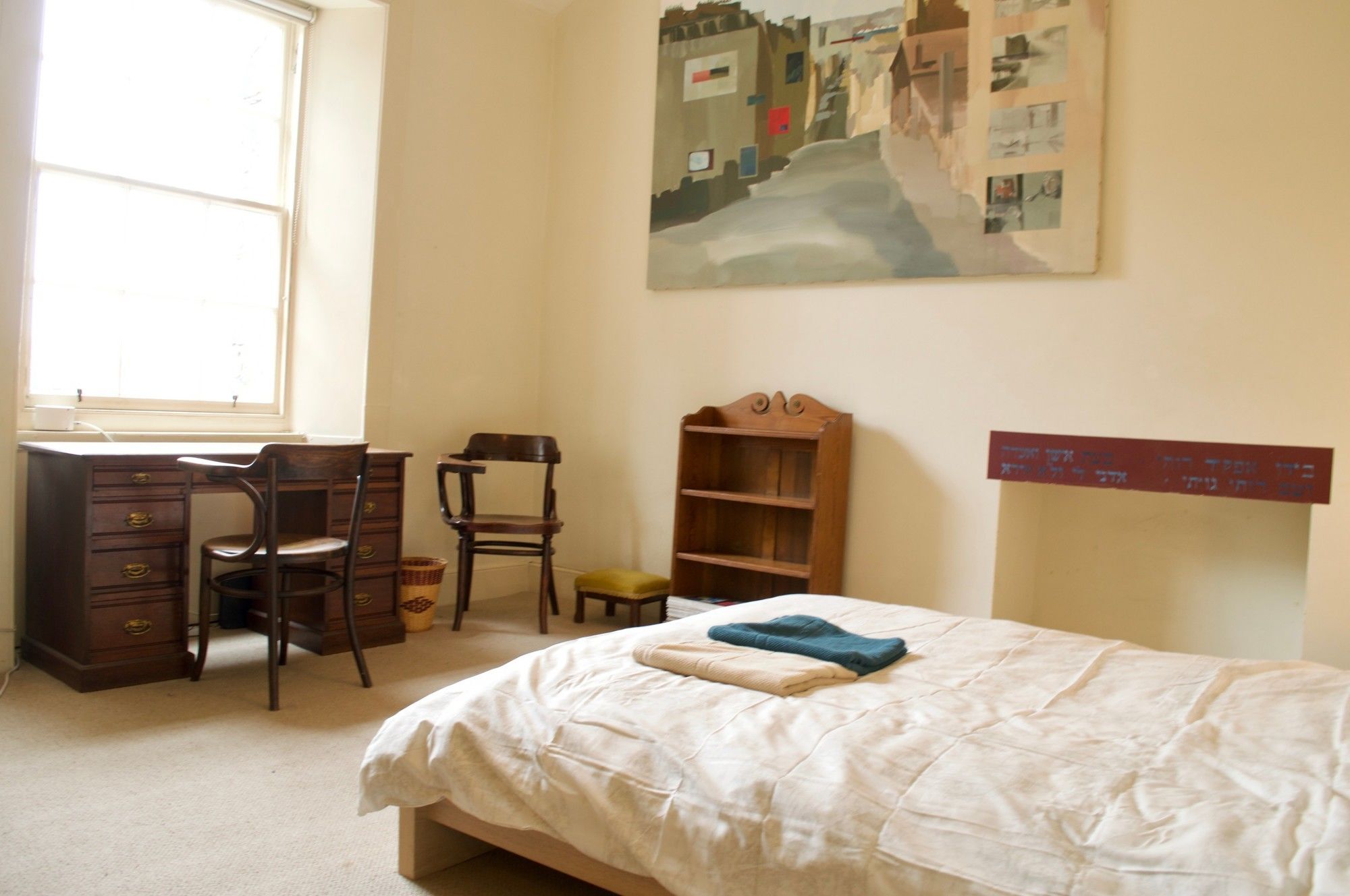 3 Bedroom Flat * EDI